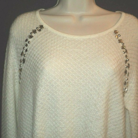 Chico's Sweater Pullover Size 1 (M) Cream, Beaded - Picture 2 of 7